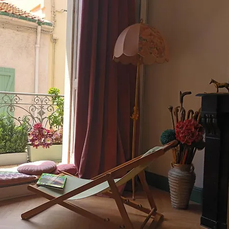 Chez Gertrude Apartment